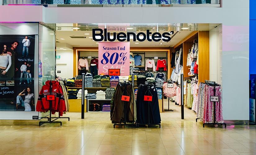 Bluenotes inside Square One Shopping Centre
