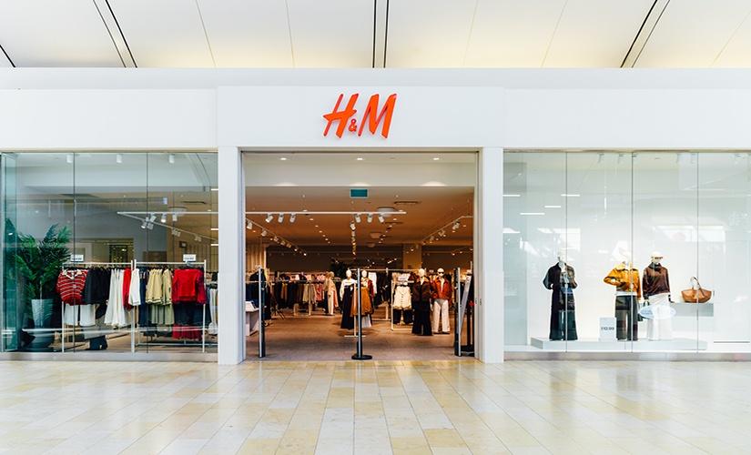H&amp;M inside Square One Shopping Centre