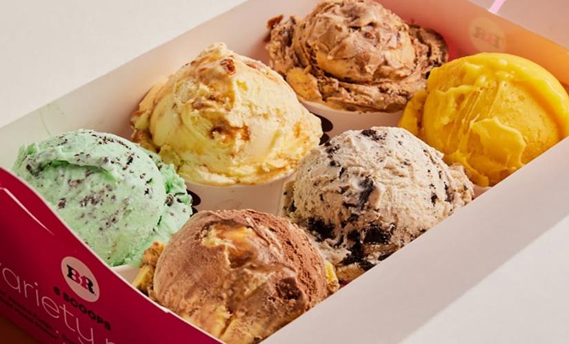 Baskin-Robbins inside Square One Shopping Centre