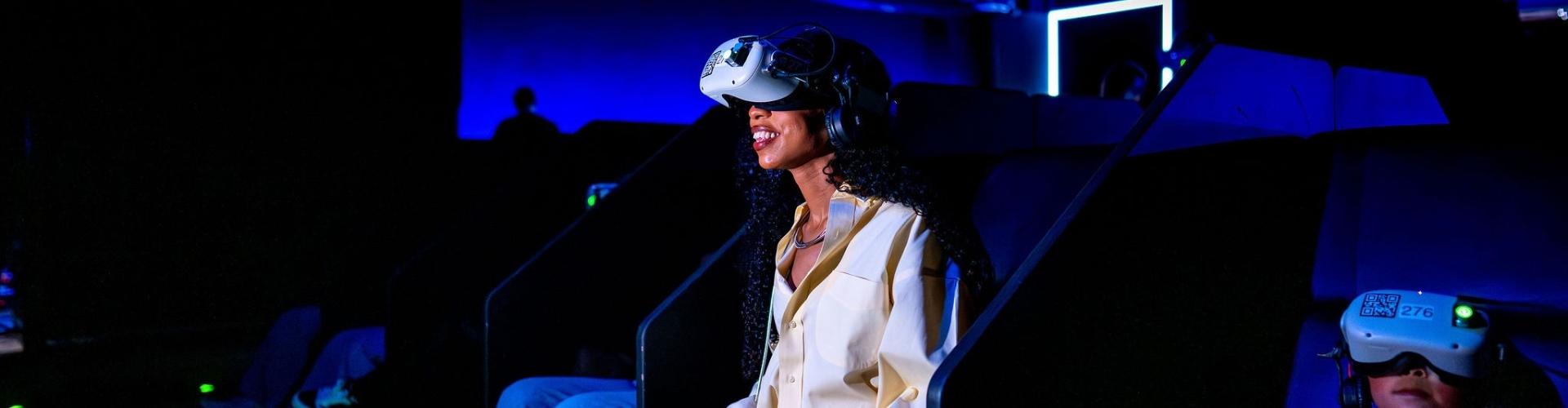 Space Explorers: THE INFINITE