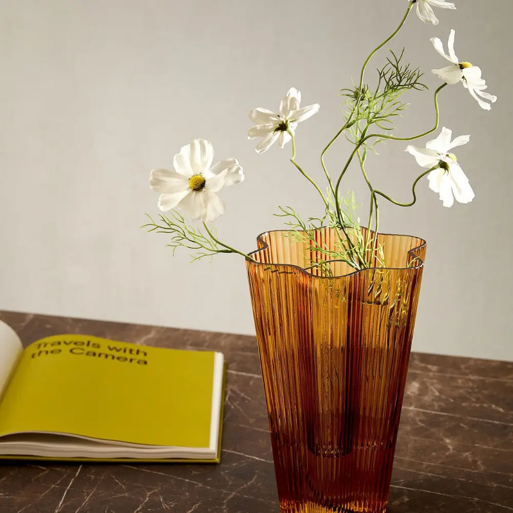 vase