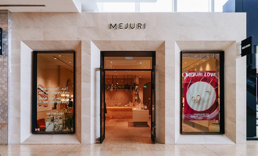 Mejuri inside Square One Shopping Centre